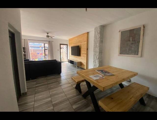 2 BEDROOM TOWNHOUSE FOR SALE IN NEW REDRUTH